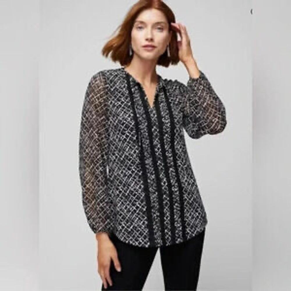 White House Black Market Black & White Patterned Tunic Blouse, Size S